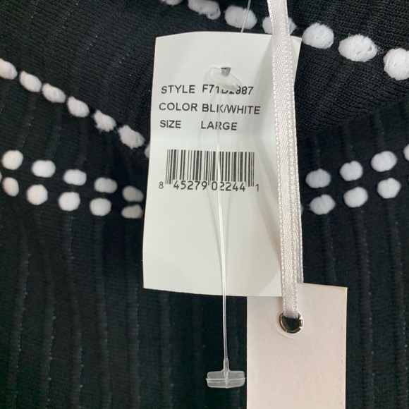 Adelyn Rae off the shoulder fit and flare dress - Picture 8 of 8